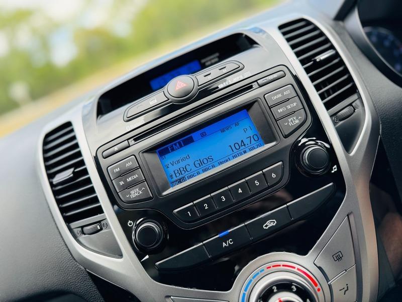Hyundai ix20 1.4 Active Hatchback 5dr Petrol Manual Euro 5 (90 bhp)