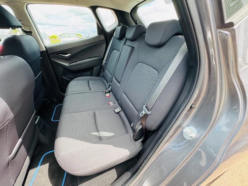 Hyundai ix20 1.4 Active Hatchback 5dr Petrol Manual Euro 5 (90 bhp)