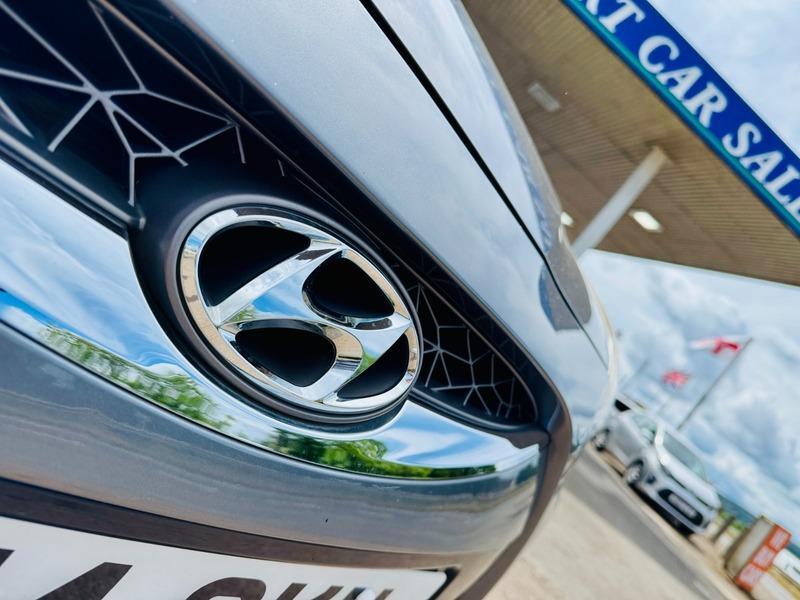 Hyundai ix20 1.4 Active Hatchback 5dr Petrol Manual Euro 5 (90 bhp)