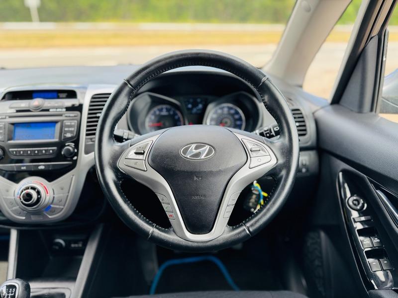 Hyundai ix20 1.4 Active Hatchback 5dr Petrol Manual Euro 5 (90 bhp)