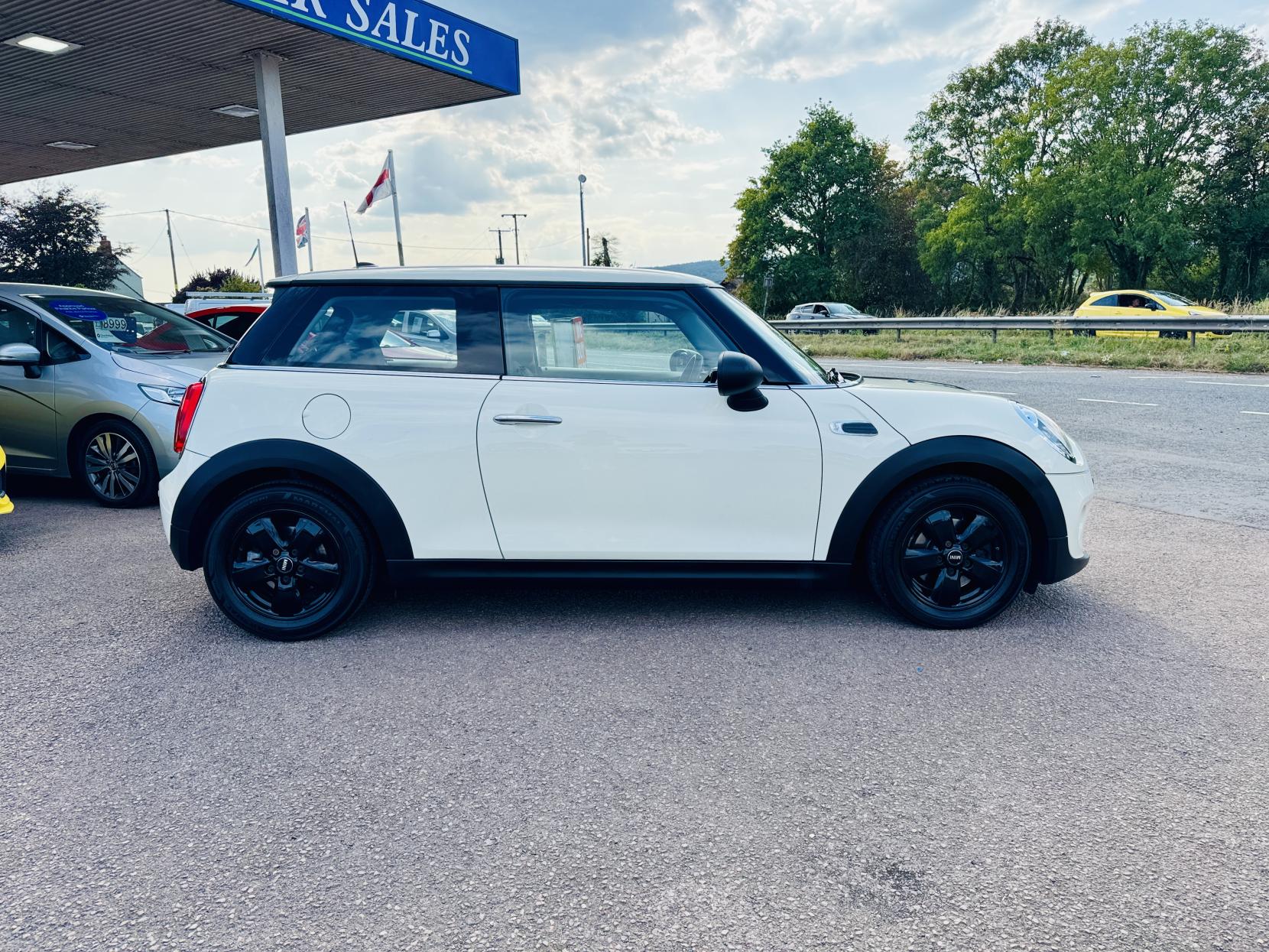 MINI Hatch 1.2 One Hatchback 3dr Petrol Manual Euro 6 (s/s) (102 ps)
