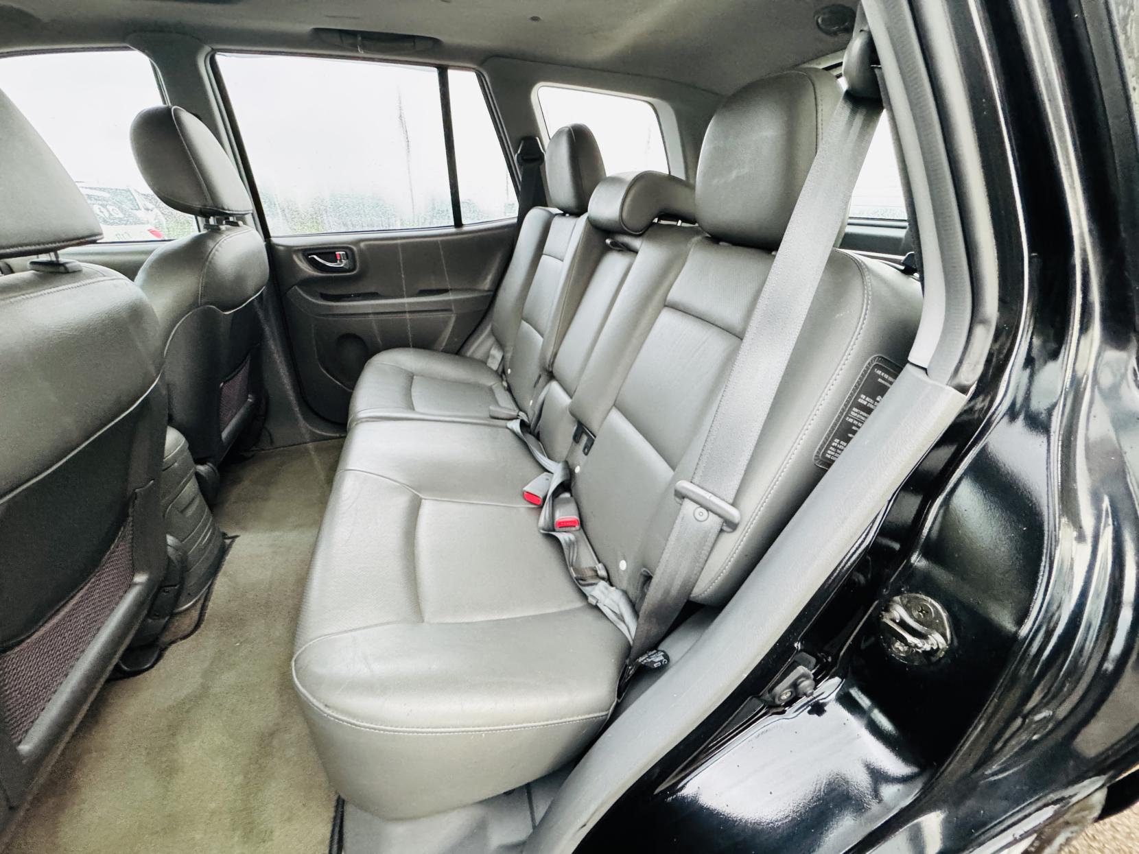 Hyundai Santa Fe 2.7 V6 CDX SUV 5dr Petrol Automatic (274 g/km, 168 bhp)