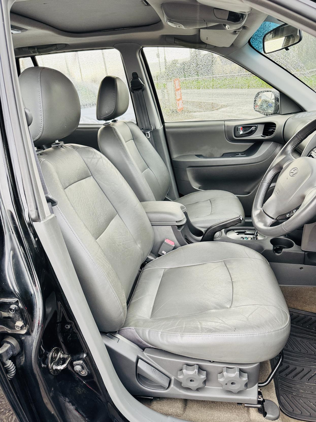 Hyundai Santa Fe 2.7 V6 CDX SUV 5dr Petrol Automatic (274 g/km, 168 bhp)