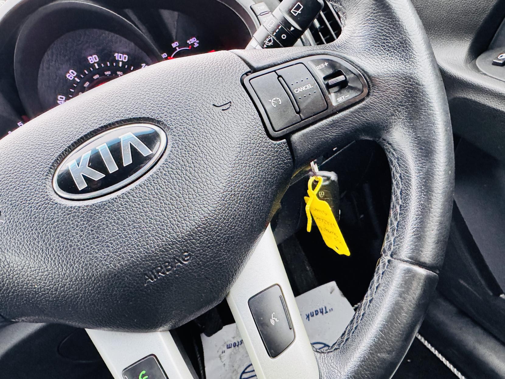 Kia Sportage 1.7 CRDi EcoDynamics 3 SUV 5dr Diesel Manual 2WD Euro 5 (s/s) (114 bhp)