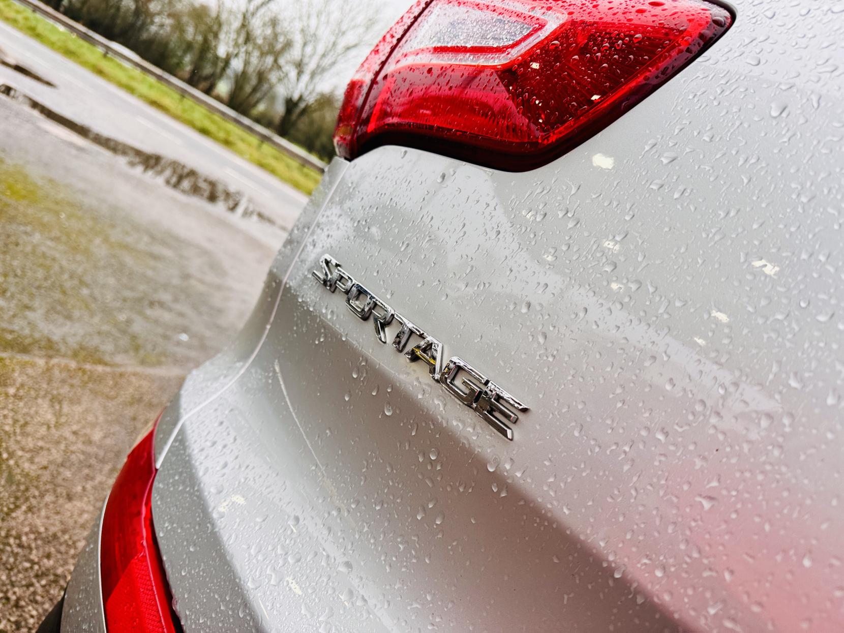 Kia Sportage 1.7 CRDi EcoDynamics 3 SUV 5dr Diesel Manual 2WD Euro 5 (s/s) (114 bhp)