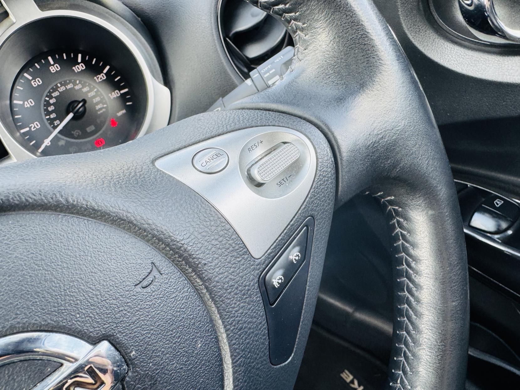 Nissan Juke 1.5 dCi Tekna SUV 5dr Diesel Manual Euro 6 (s/s) (110 ps)