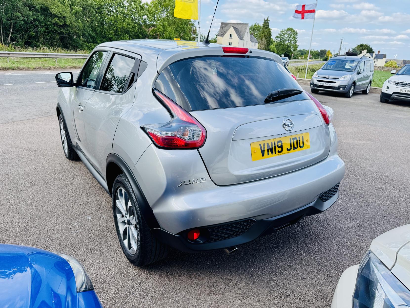 Nissan Juke 1.5 dCi Tekna SUV 5dr Diesel Manual Euro 6 (s/s) (110 ps)