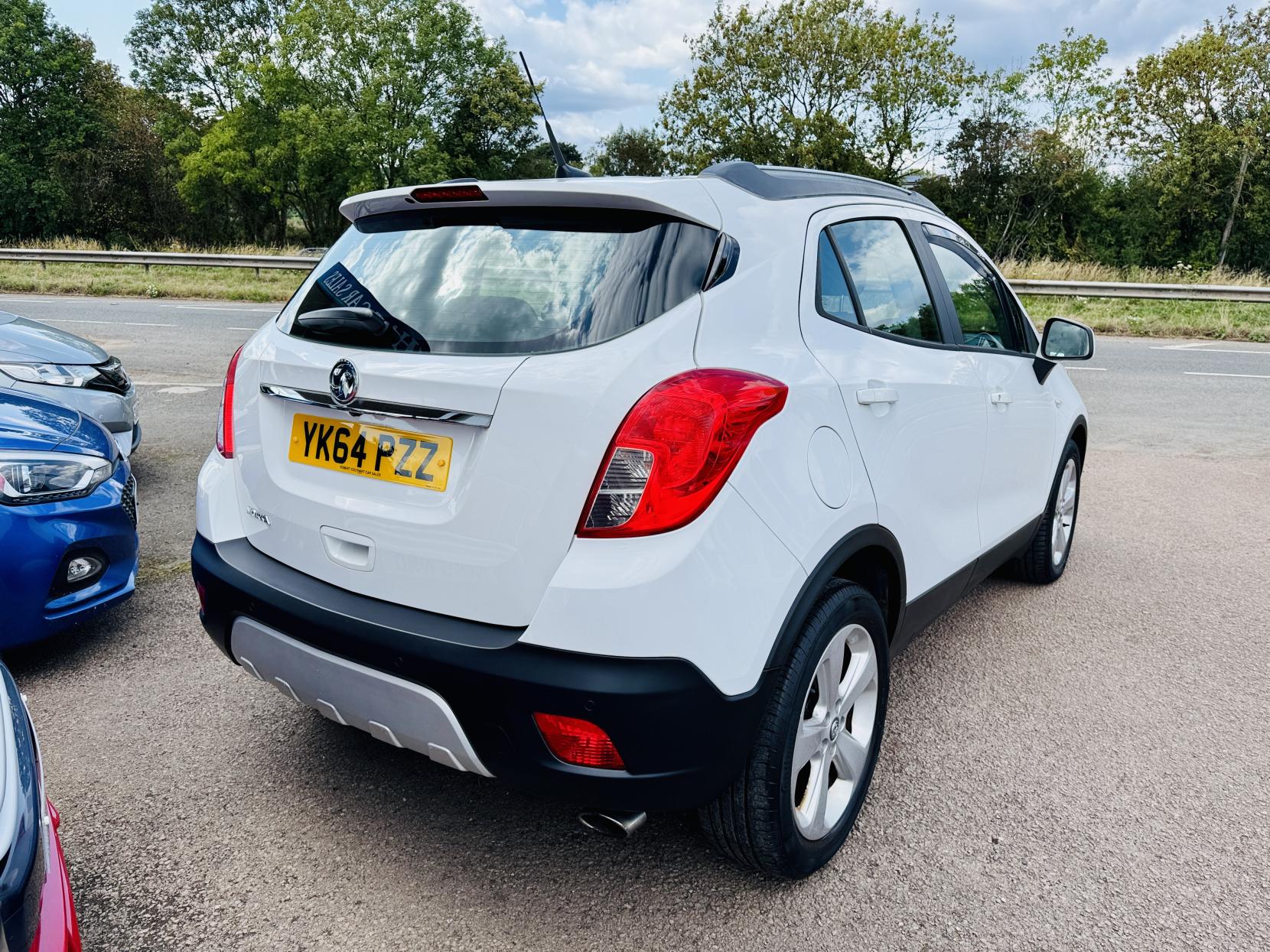 Vauxhall Mokka 1.6 Tech Line SUV 5dr Petrol Manual 2WD Euro 5 (s/s) (115 ps)