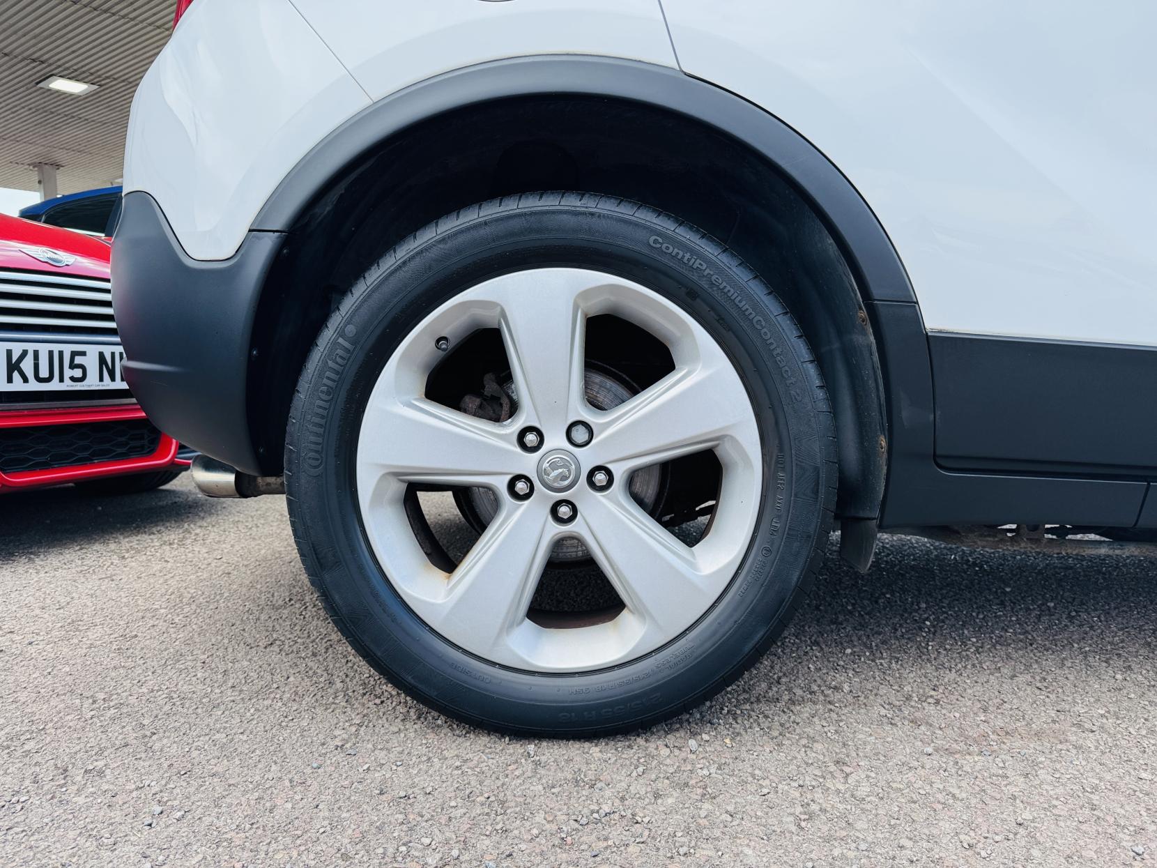 Vauxhall Mokka 1.6 Tech Line SUV 5dr Petrol Manual 2WD Euro 5 (s/s) (115 ps)