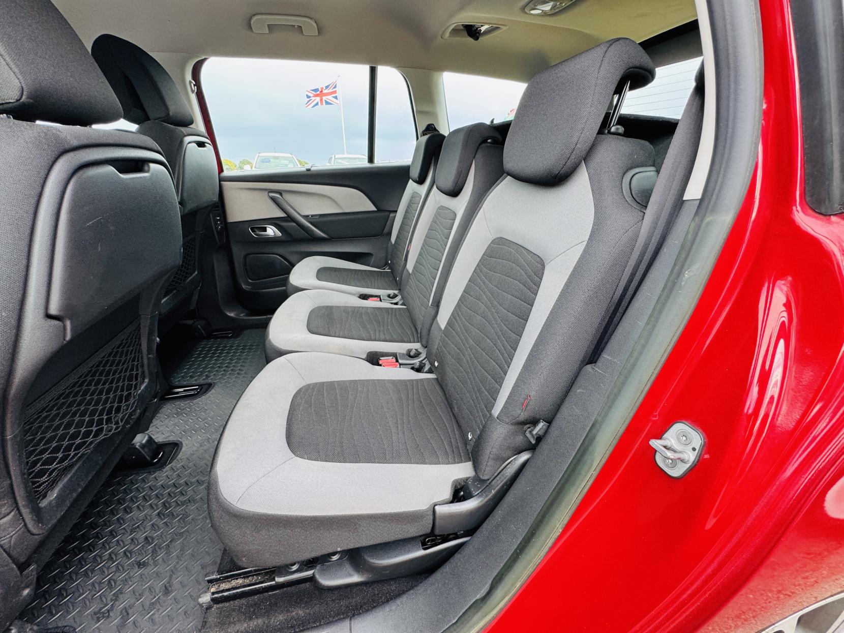 Citroen Grand C4 Picasso 1.6 e-HDi Airdream Exclusive MPV 5dr Diesel Manual Euro 5 (s/s) (115 ps)