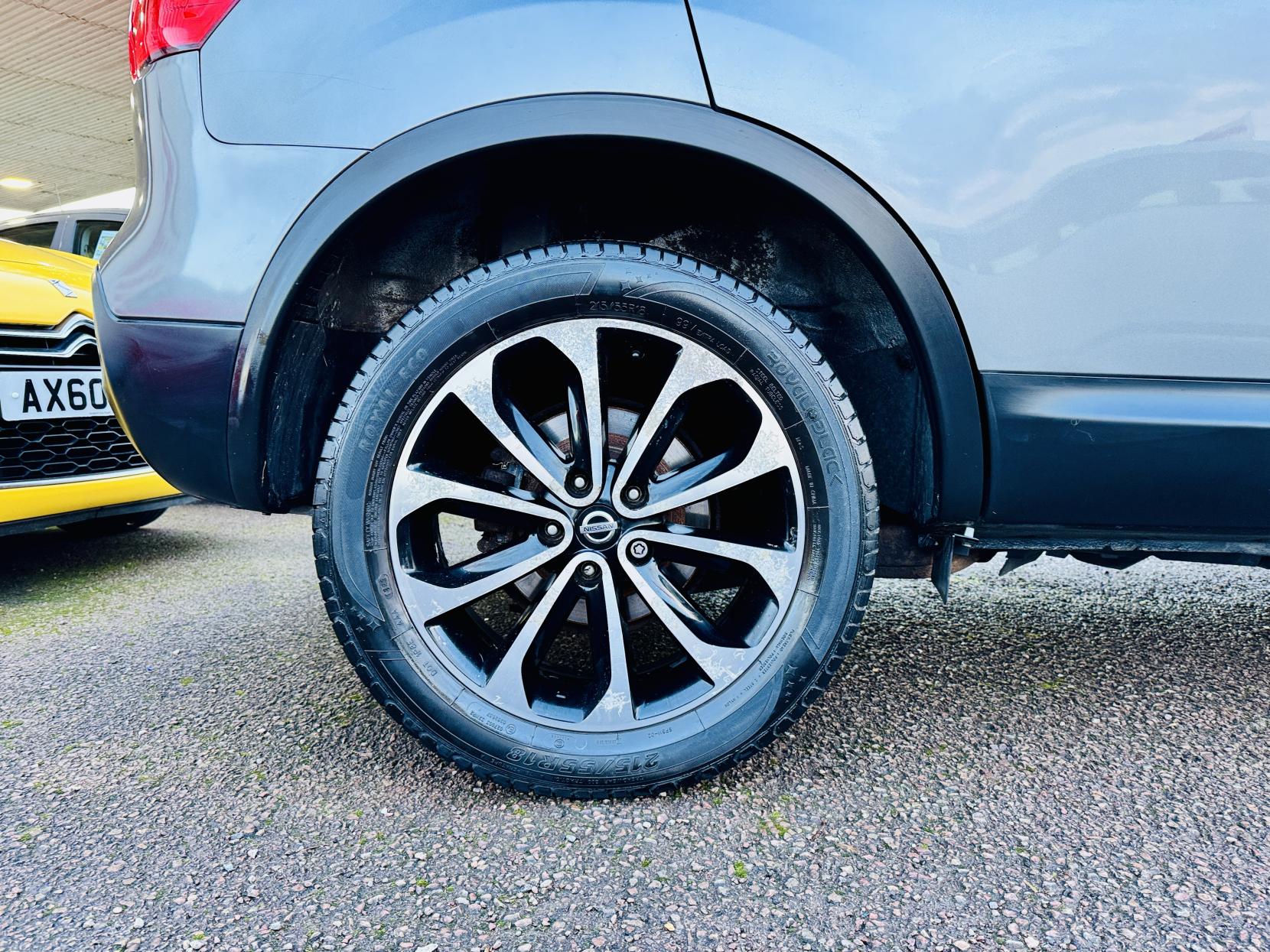 Nissan Qashqai 1.6 dCi 360 SUV 5dr Diesel Manual 2WD Euro 5 (s/s) (130 ps)