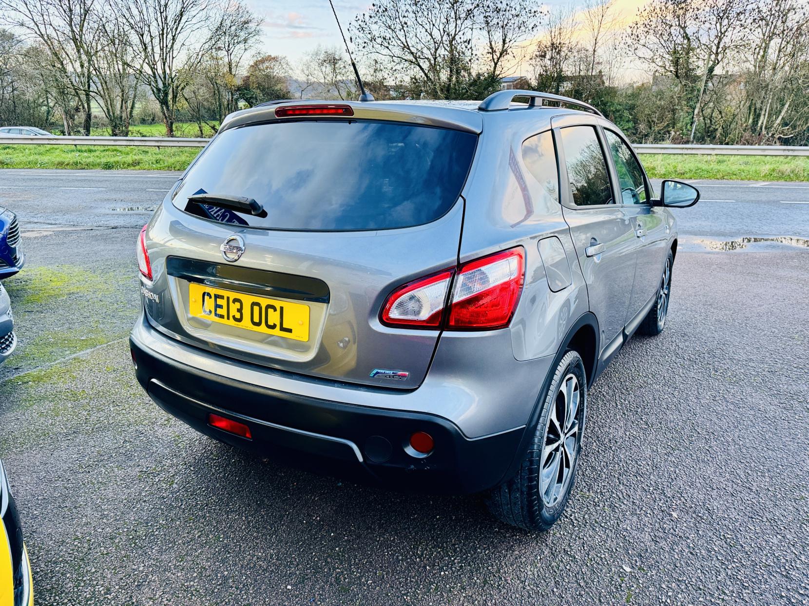 Nissan Qashqai 1.6 dCi 360 SUV 5dr Diesel Manual 2WD Euro 5 (s/s) (130 ps)