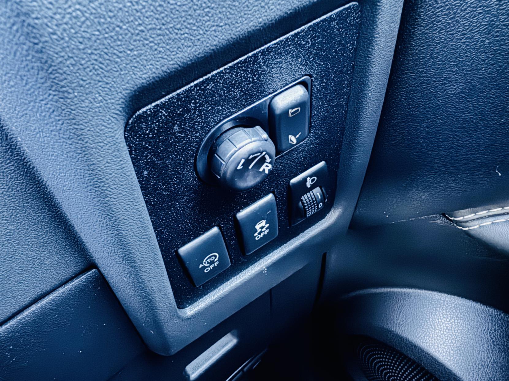 Nissan Qashqai 1.6 dCi 360 SUV 5dr Diesel Manual 2WD Euro 5 (s/s) (130 ps)