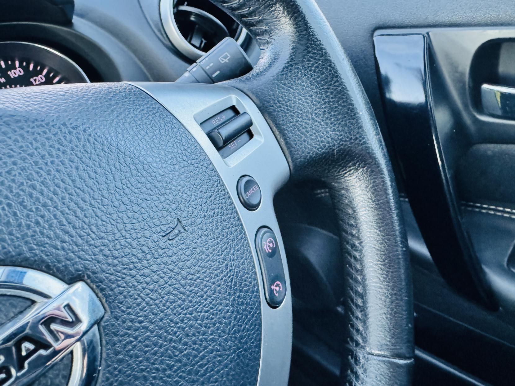 Nissan Qashqai 1.6 dCi 360 SUV 5dr Diesel Manual 2WD Euro 5 (s/s) (130 ps)