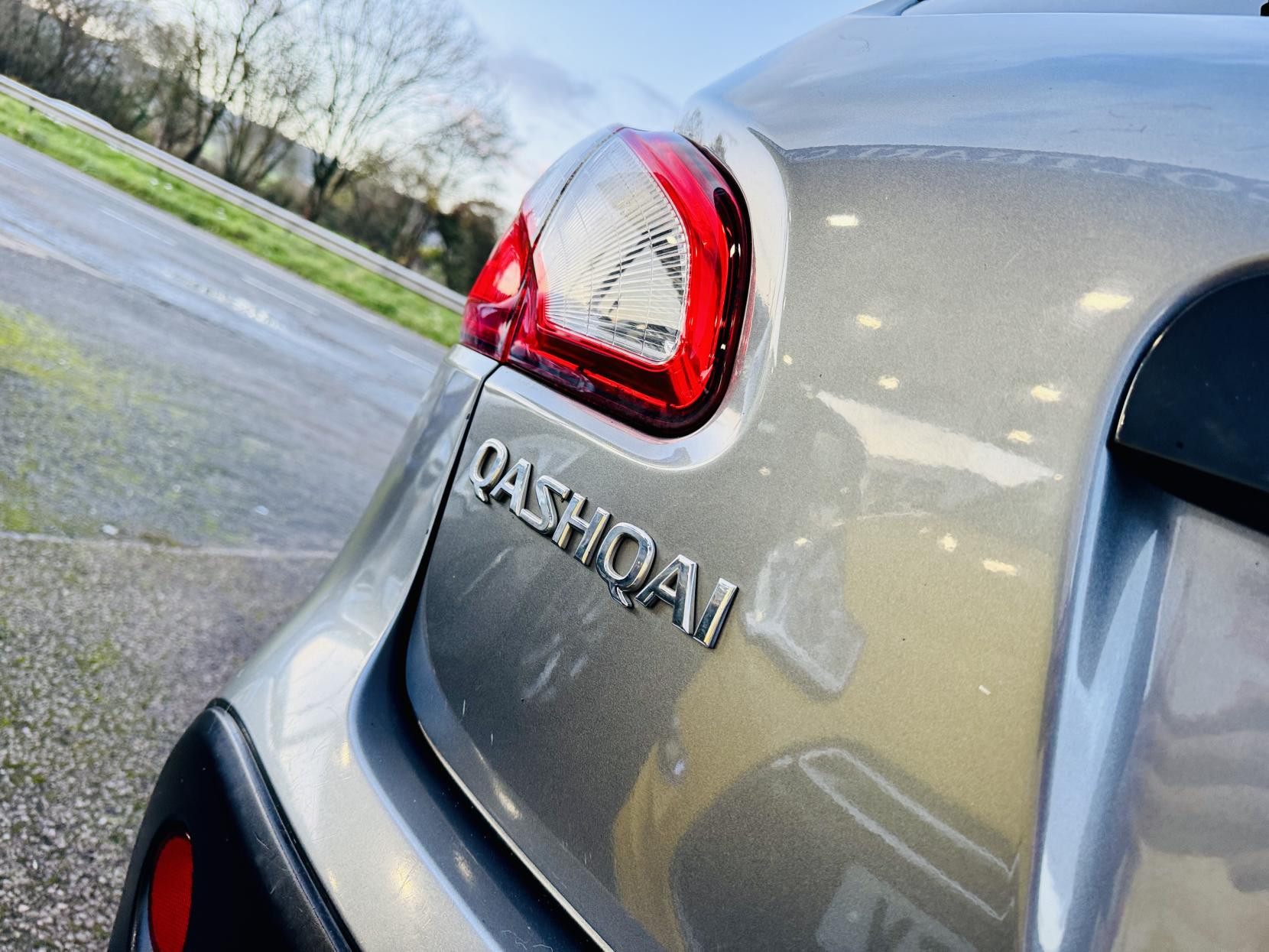 Nissan Qashqai 1.6 dCi 360 SUV 5dr Diesel Manual 2WD Euro 5 (s/s) (130 ps)