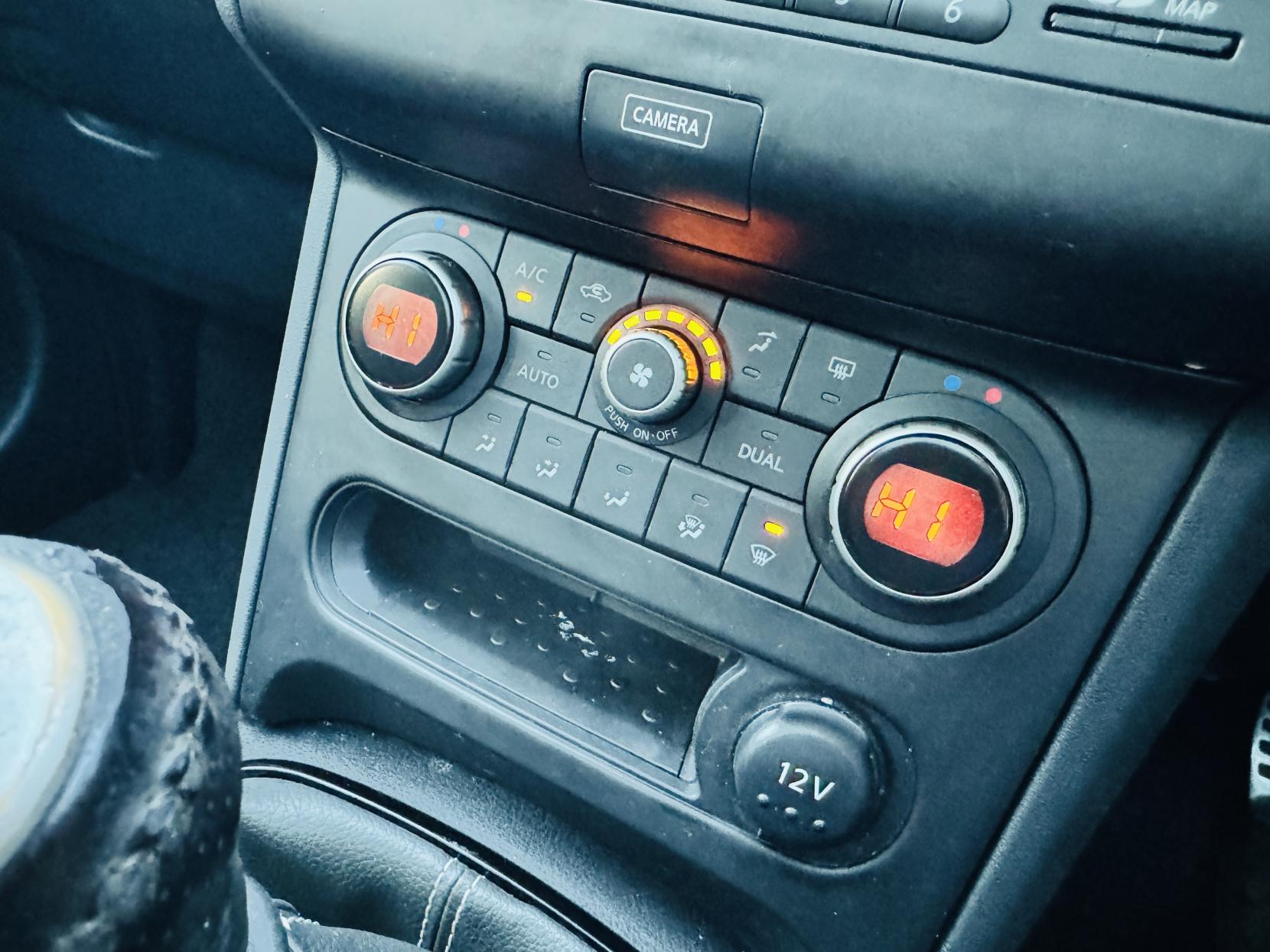 Nissan Qashqai 1.6 dCi 360 SUV 5dr Diesel Manual 2WD Euro 5 (s/s) (130 ps)