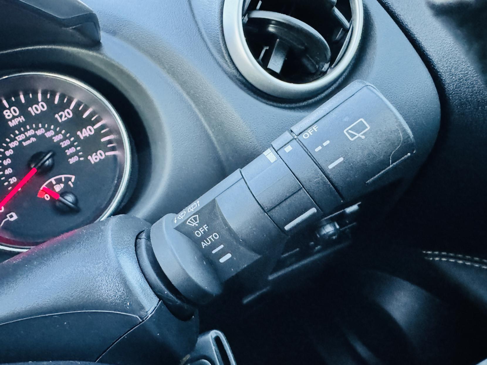 Nissan Qashqai 1.6 dCi 360 SUV 5dr Diesel Manual 2WD Euro 5 (s/s) (130 ps)