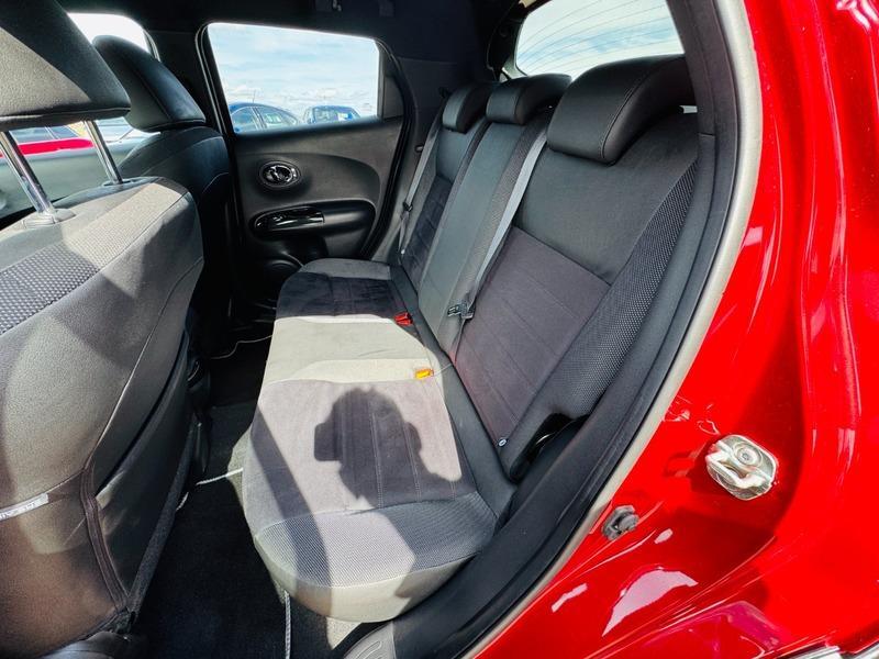 Nissan Juke 1.6 N-Connecta SUV 5dr Petrol XTRON Euro 6 (117 ps)