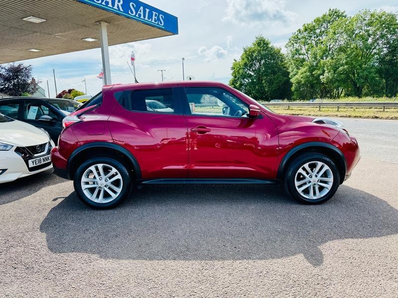 Nissan Juke 1.6 N-Connecta SUV 5dr Petrol XTRON Euro 6 (117 ps)