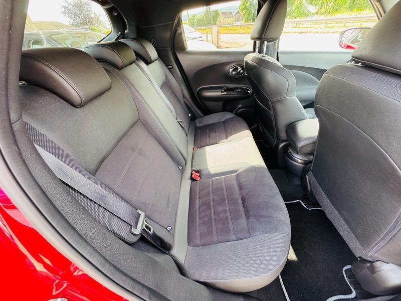 Nissan Juke 1.6 N-Connecta SUV 5dr Petrol XTRON Euro 6 (117 ps)