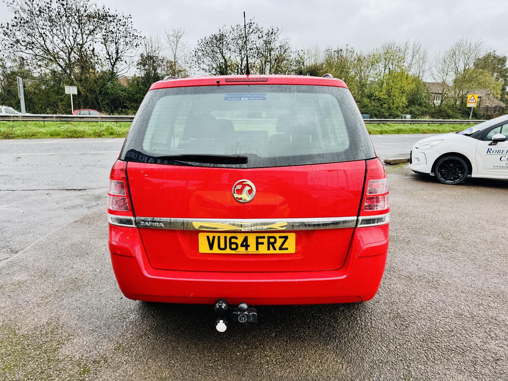 Vauxhall Zafira 1.8 16V Exclusiv MPV 5dr Petrol Manual Euro 5 (120 ps)