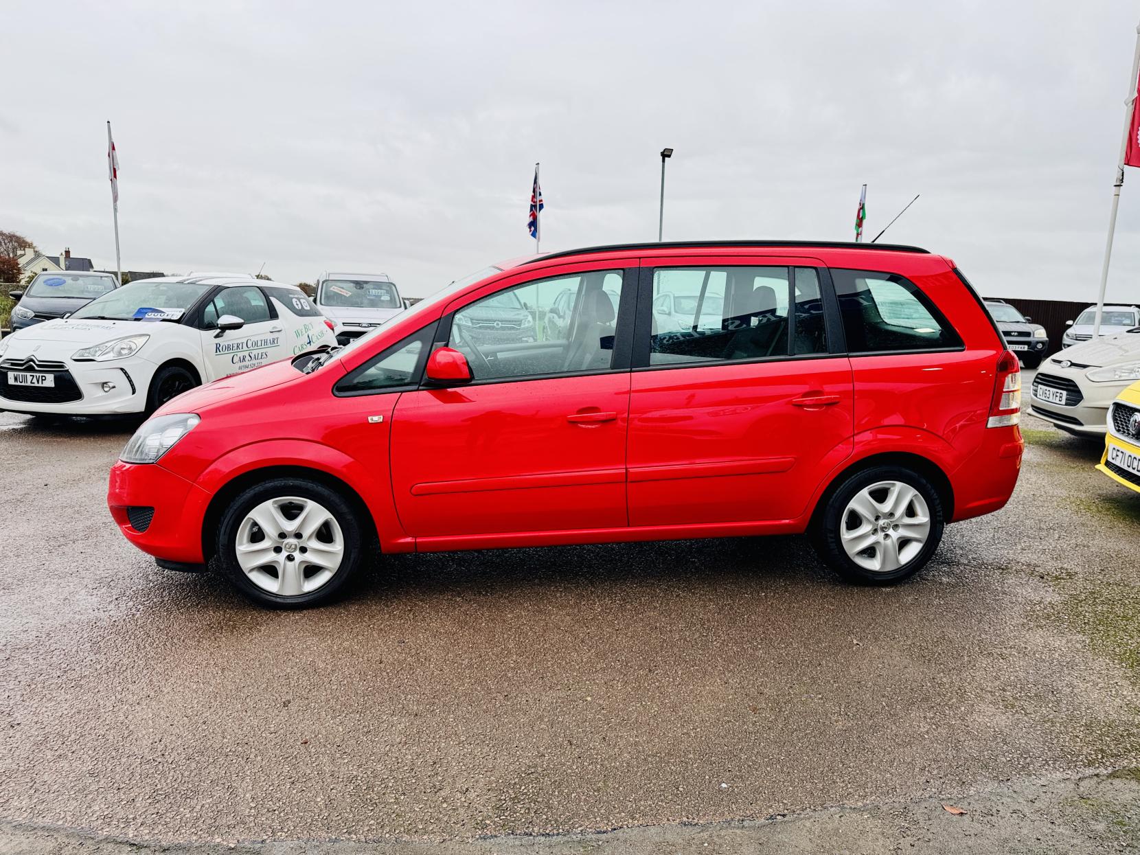 Vauxhall Zafira 1.8 16V Exclusiv MPV 5dr Petrol Manual Euro 5 (120 ps)