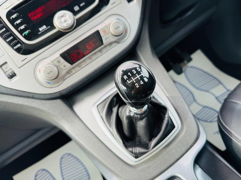 Ford Kuga TITANIUM TDCI