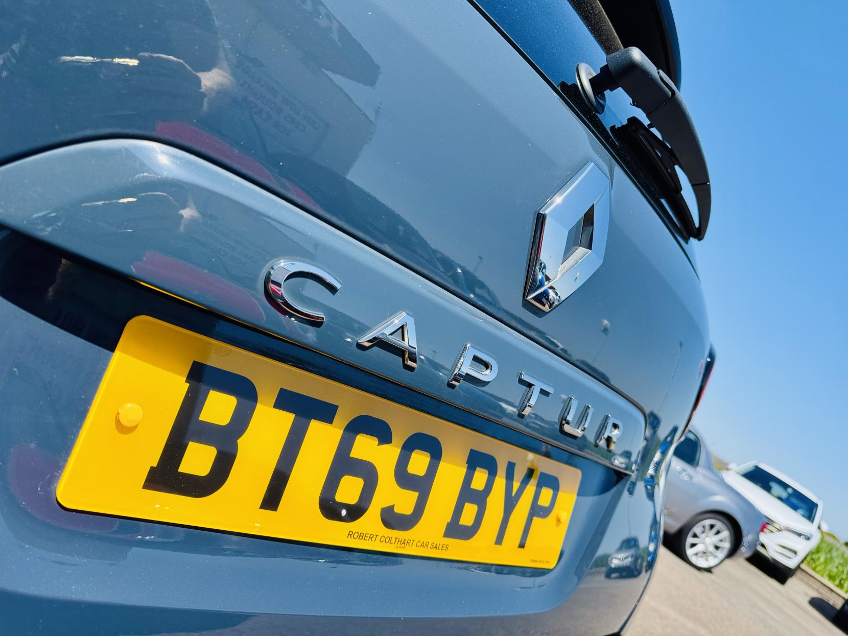 Renault Captur 0.9 TCe ENERGY Iconic SUV 5dr Petrol Manual Euro 6 (s/s) (90 ps)