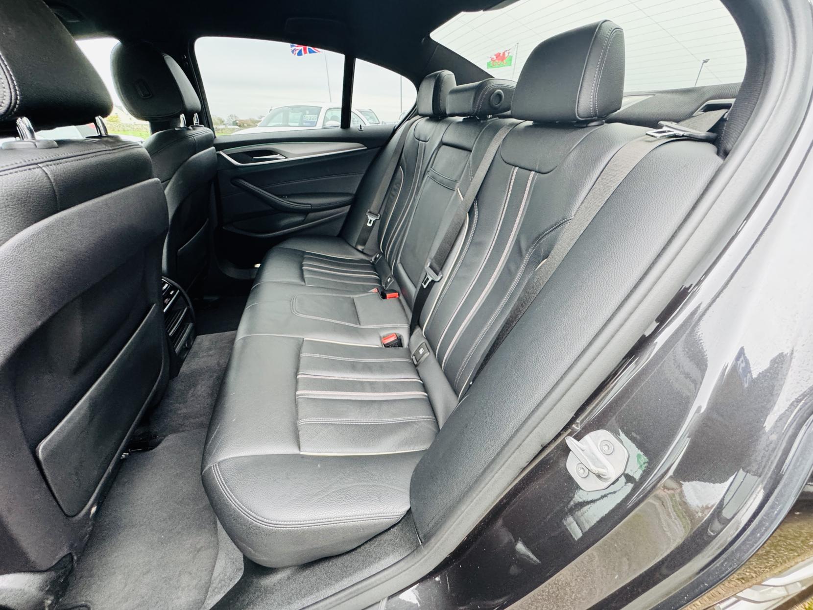 BMW 5 Series 2.0 520i GPF M Sport Saloon 4dr Petrol Auto Euro 6 (s/s) (184 ps)