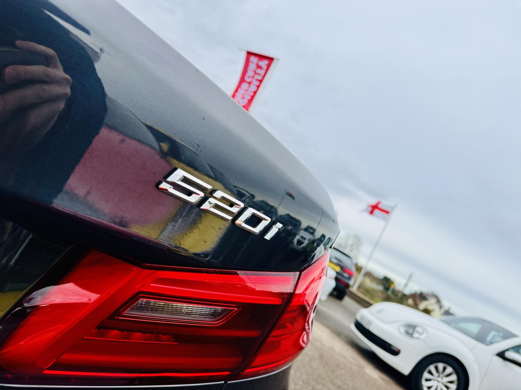 BMW 5 Series 2.0 520i GPF M Sport Saloon 4dr Petrol Auto Euro 6 (s/s) (184 ps)