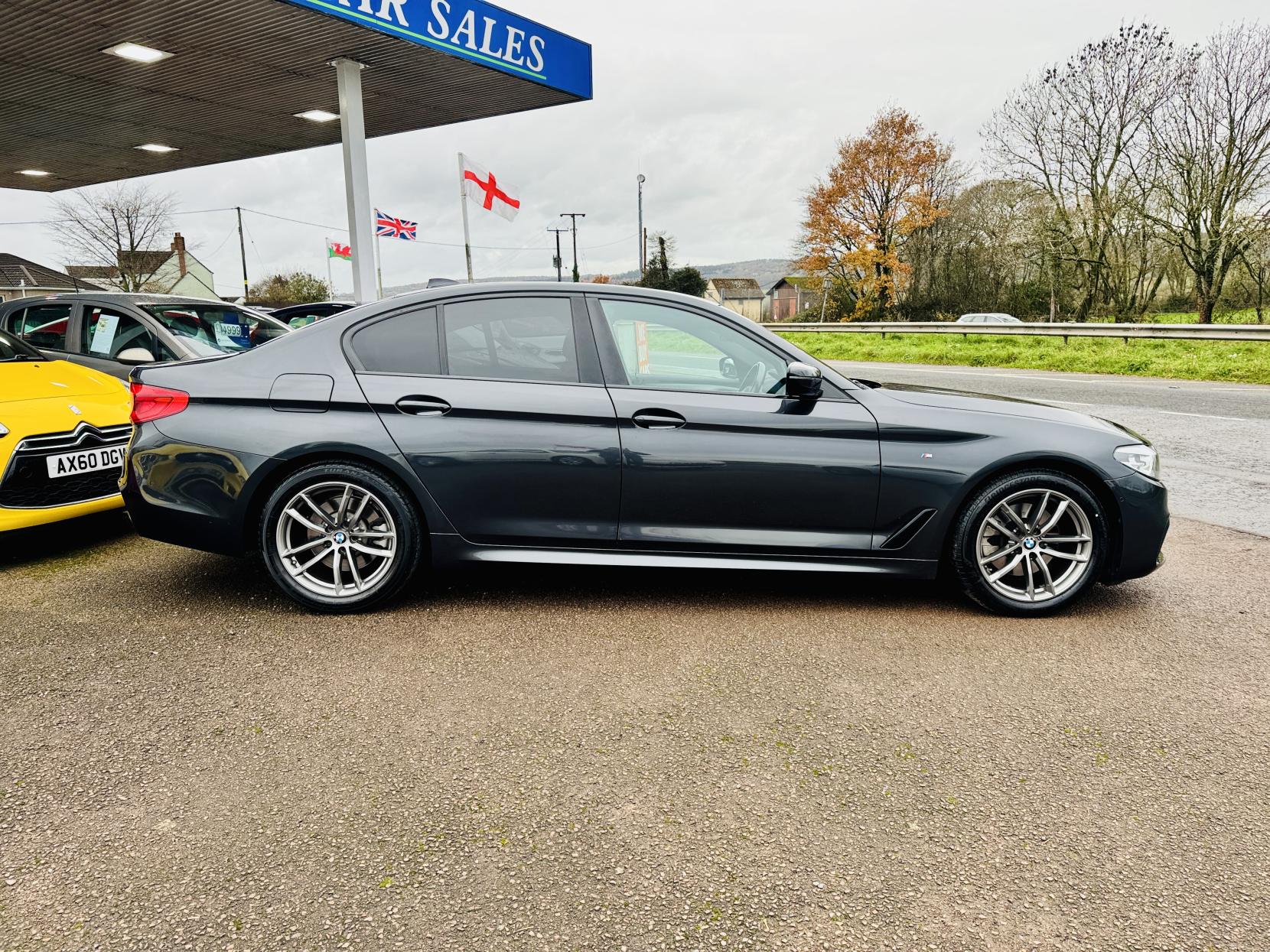 BMW 5 Series 2.0 520i GPF M Sport Saloon 4dr Petrol Auto Euro 6 (s/s) (184 ps)