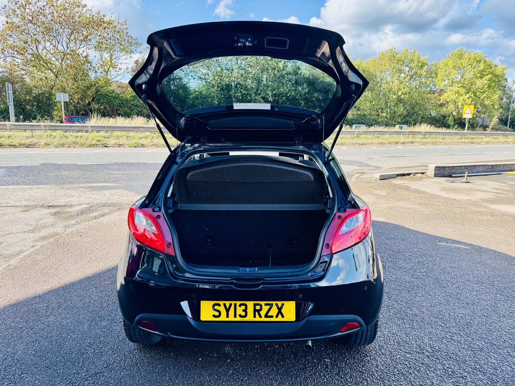 Mazda Mazda2 1.5 Sport Hatchback 5dr Petrol Manual Euro 5 (102 ps)