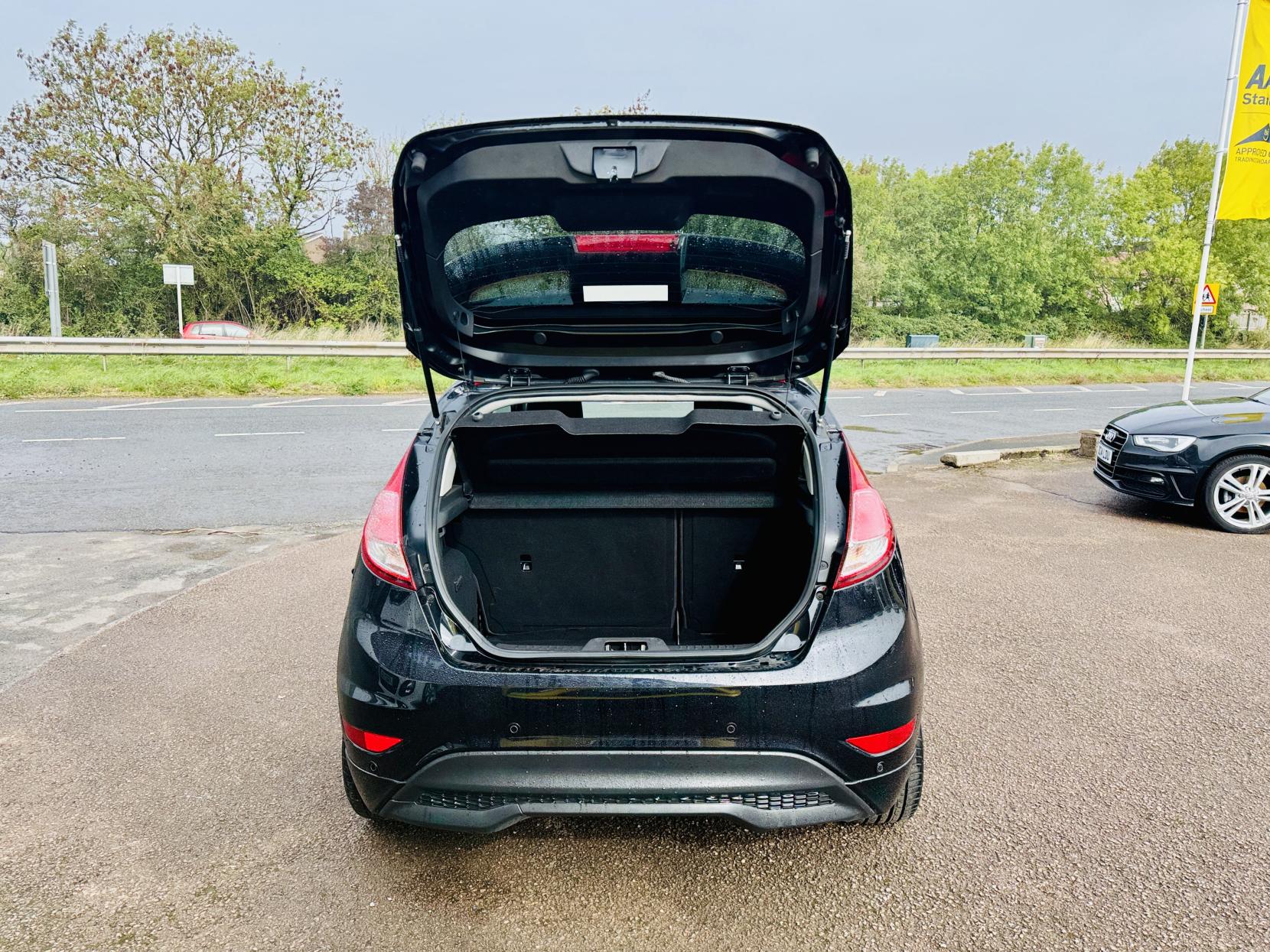 Ford Fiesta 1.0T EcoBoost Zetec S Black Edition Hatchback 3dr Petrol Manual Euro 6 (s/s) (140 ps)