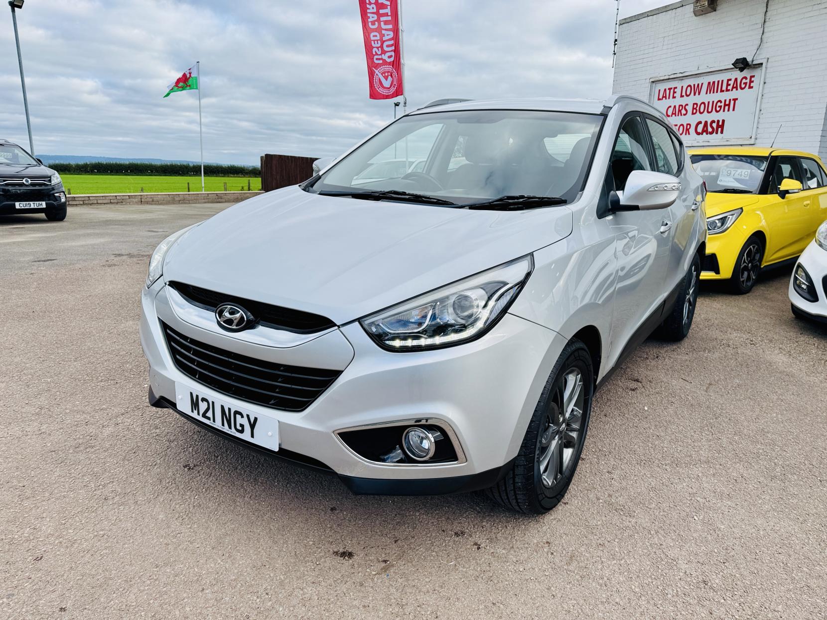 Hyundai ix35 2.0 CRDi SE SUV 5dr Diesel Auto 4WD Euro 5 (Nav) (134 bhp)