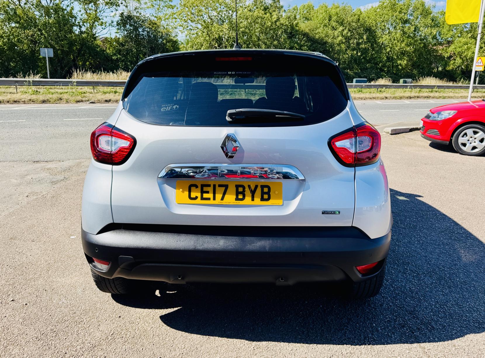 Renault Captur 1.5 dCi ENERGY Dynamique S Nav SUV 5dr Diesel Auto Euro 6 (s/s) (90 ps)