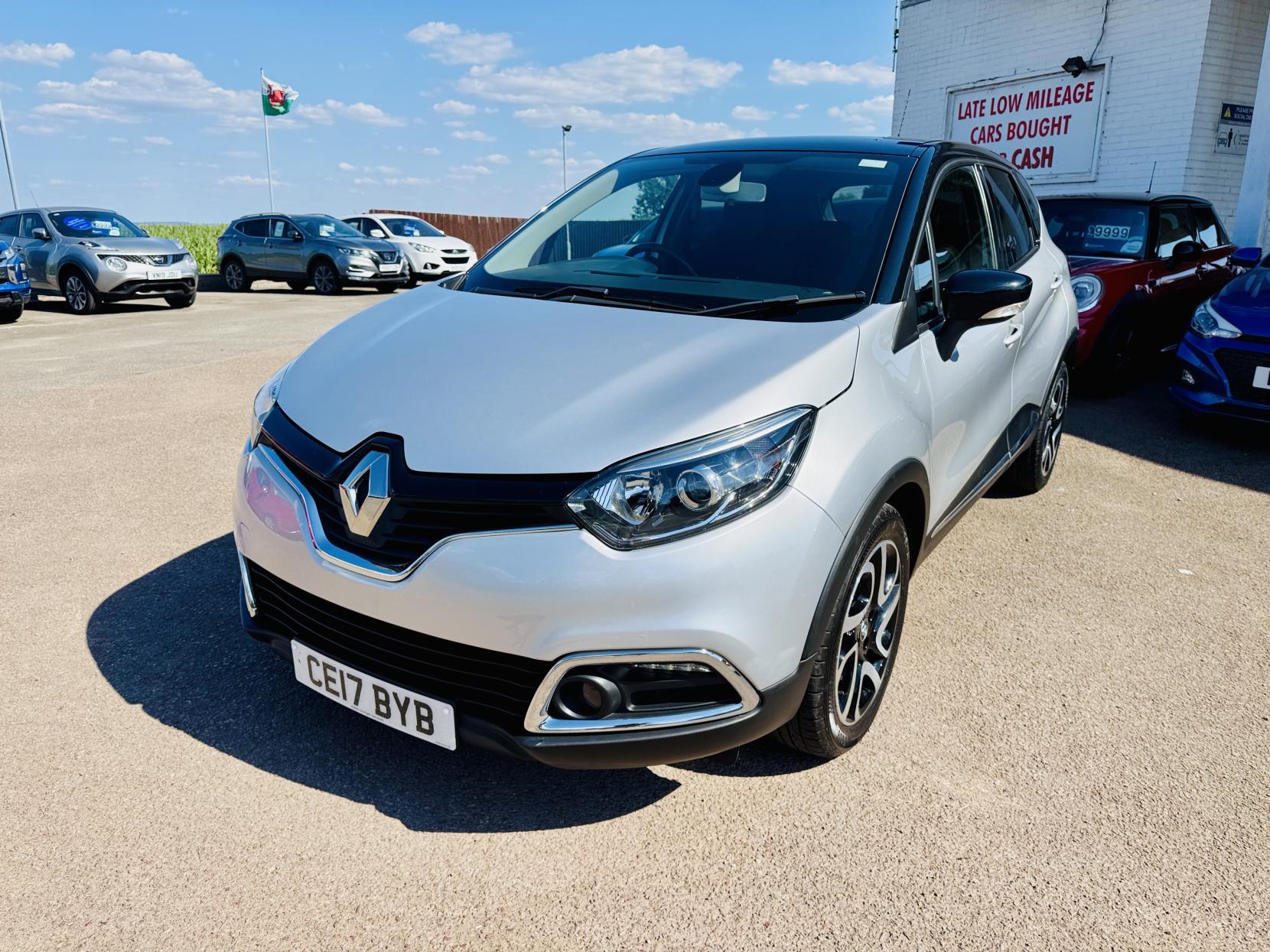 Renault Captur 1.5 dCi ENERGY Dynamique S Nav SUV 5dr Diesel Auto Euro 6 (s/s) (90 ps)