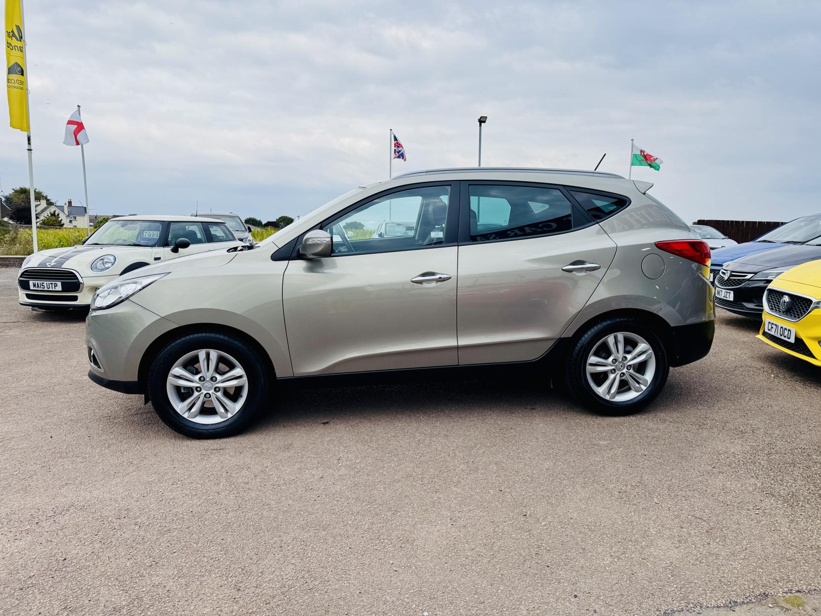 Hyundai ix35 1.7 CRDi Premium SUV 5dr Diesel Manual Euro 5 (s/s) (115 ps)