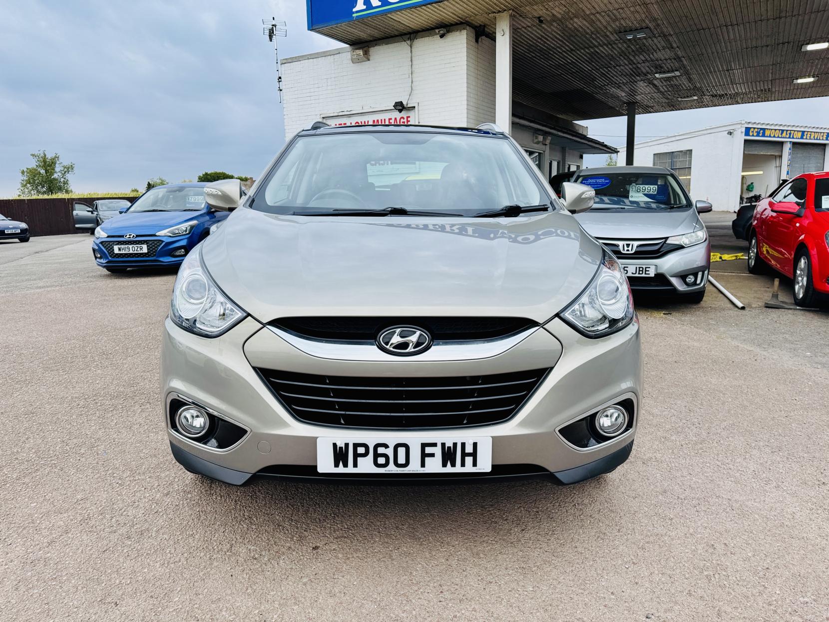 Hyundai ix35 1.7 CRDi Premium SUV 5dr Diesel Manual Euro 5 (s/s) (115 ps)