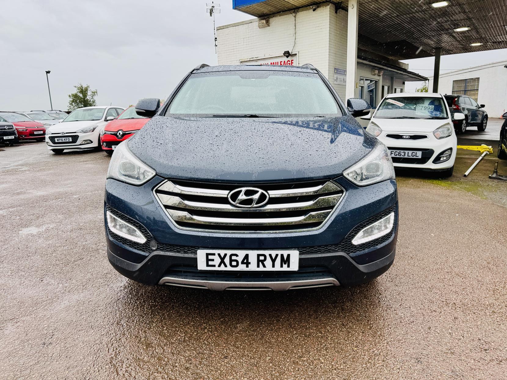Hyundai Santa Fe 2.2 CRDi Premium SUV 5dr Diesel Manual 4WD Euro 5 (5 seat) (194 bhp)