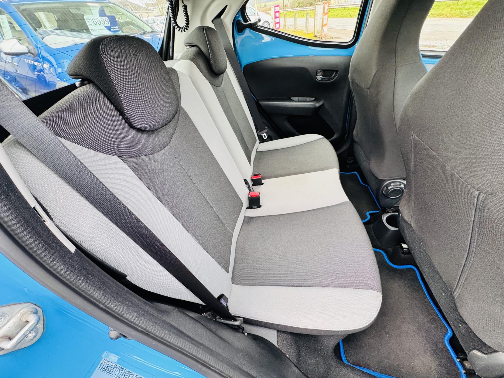 Toyota AYGO 1.0 VVT-i x-cite Hatchback 5dr Petrol Manual Euro 6 (68 ps)