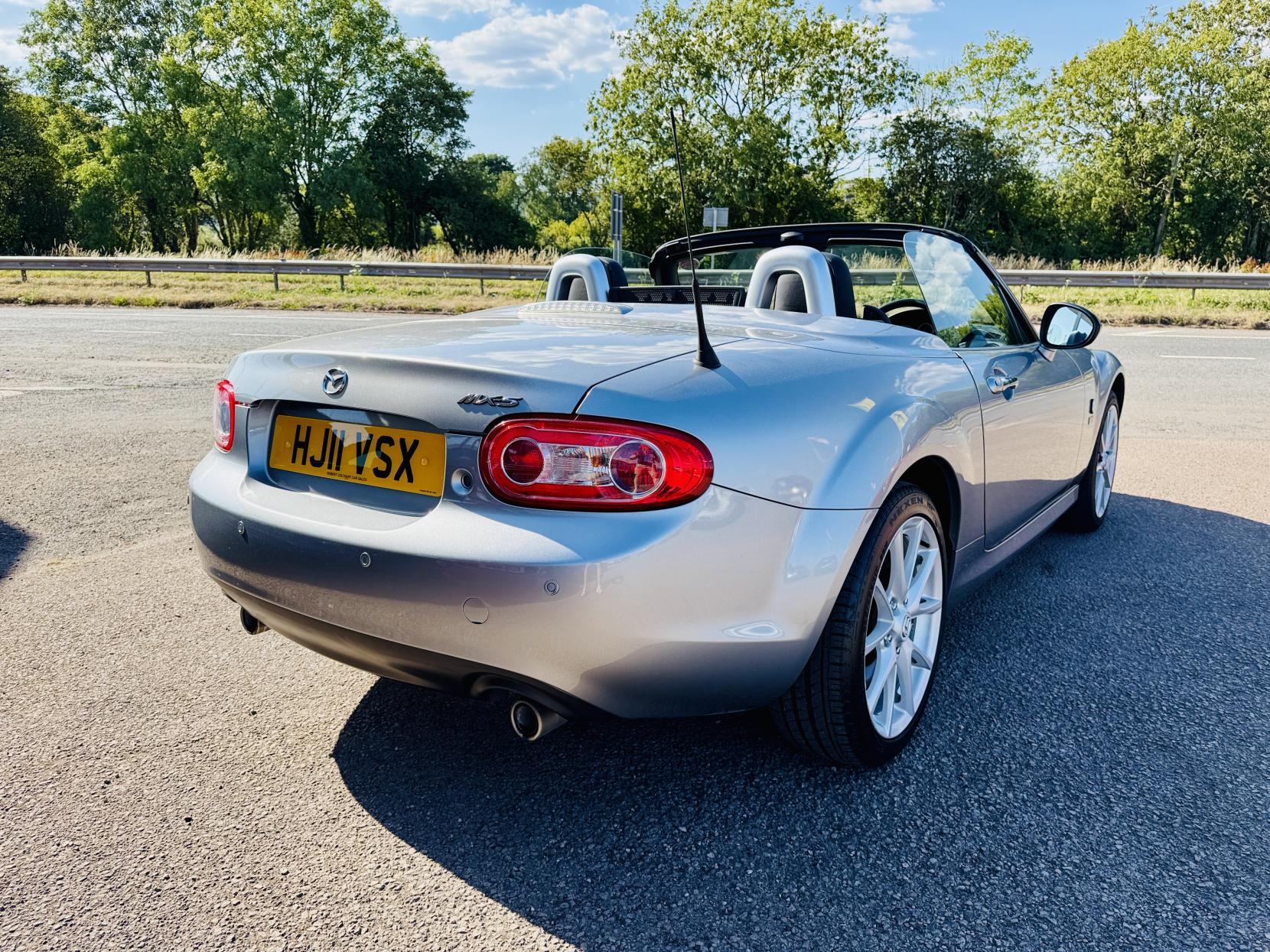Mazda MX-5 2.0i Miyako Roadster 2dr Petrol Manual Euro 4 (160 ps)