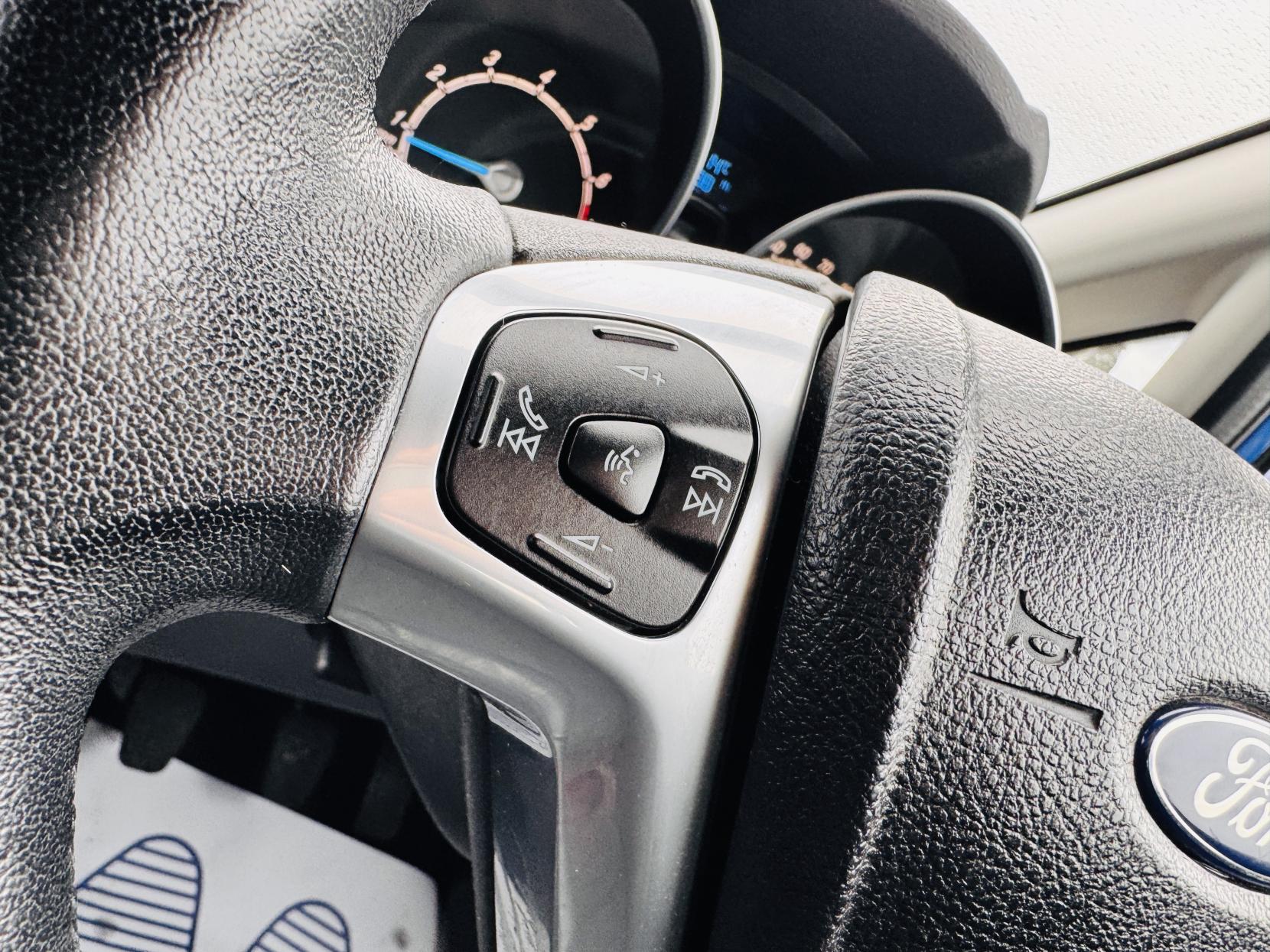 Ford Fiesta 1.25 Zetec Hatchback 5dr Petrol Manual Euro 5 (82 ps)