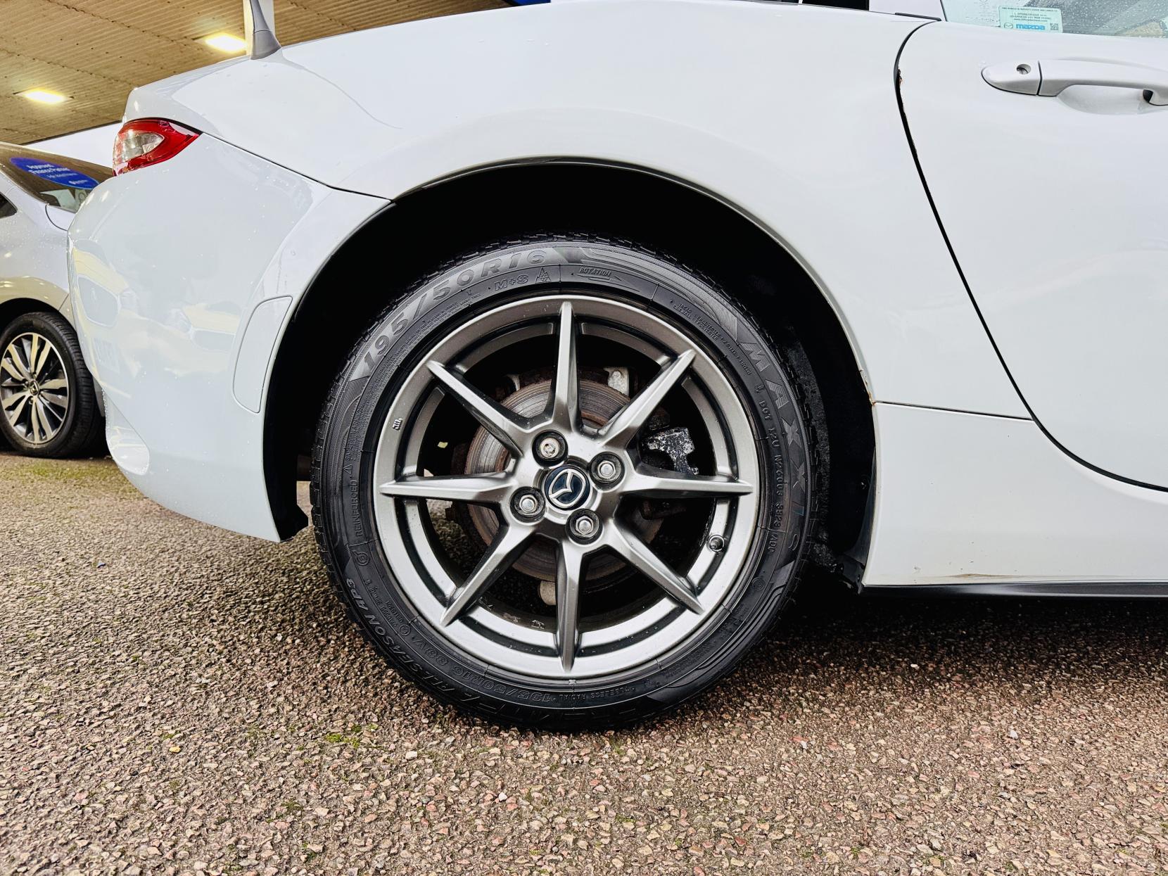 Mazda MX-5 1.5 SKYACTIV-G SE-L Nav Convertible 2dr Petrol Manual Euro 6 (131 ps)