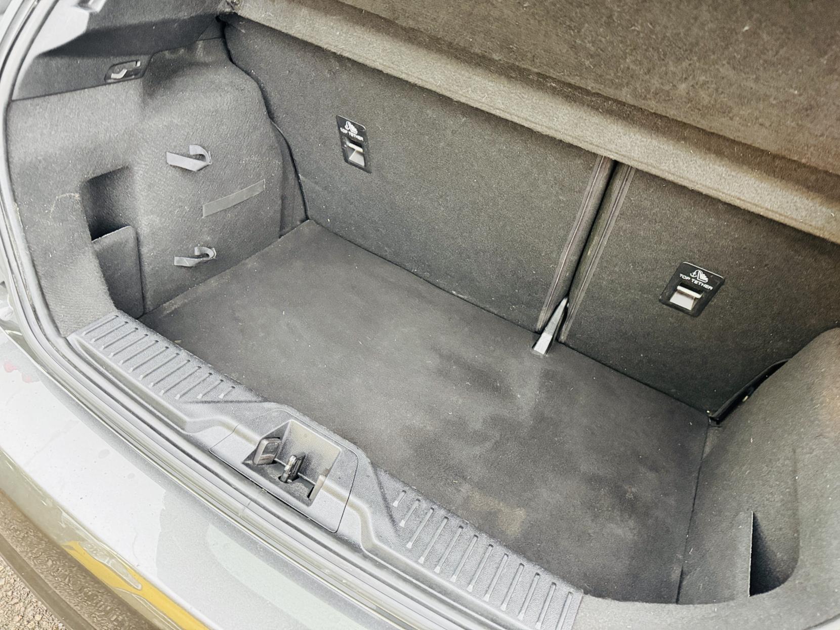 Ford Fiesta 1.0T EcoBoost Titanium Hatchback 5dr Petrol Manual Euro 6 (s/s) (100 ps)