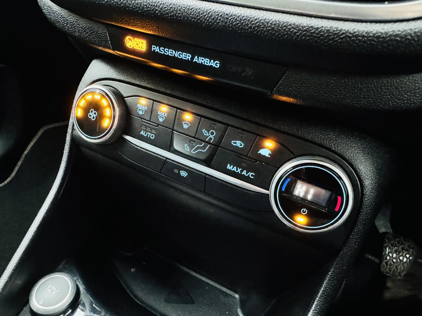 Ford Fiesta 1.0T EcoBoost Titanium Hatchback 5dr Petrol Manual Euro 6 (s/s) (100 ps)