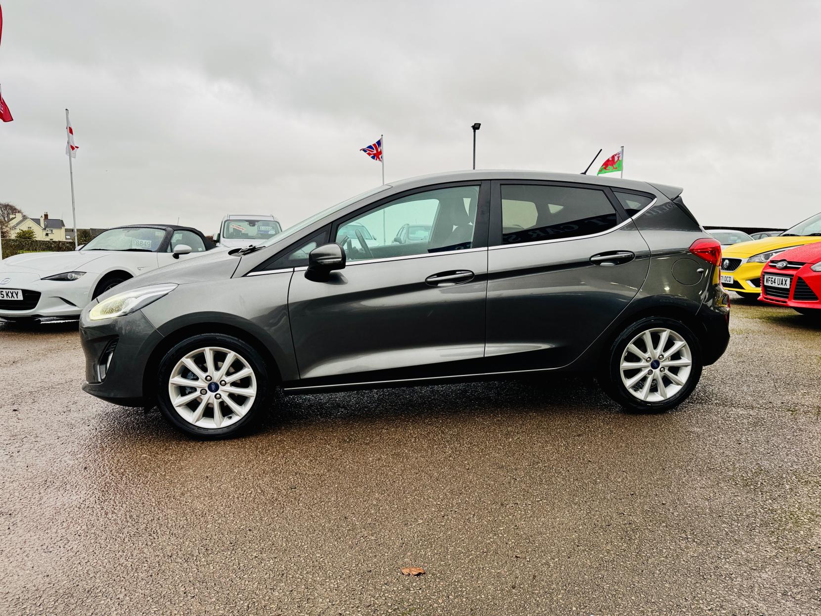 Ford Fiesta 1.0T EcoBoost Titanium Hatchback 5dr Petrol Manual Euro 6 (s/s) (100 ps)
