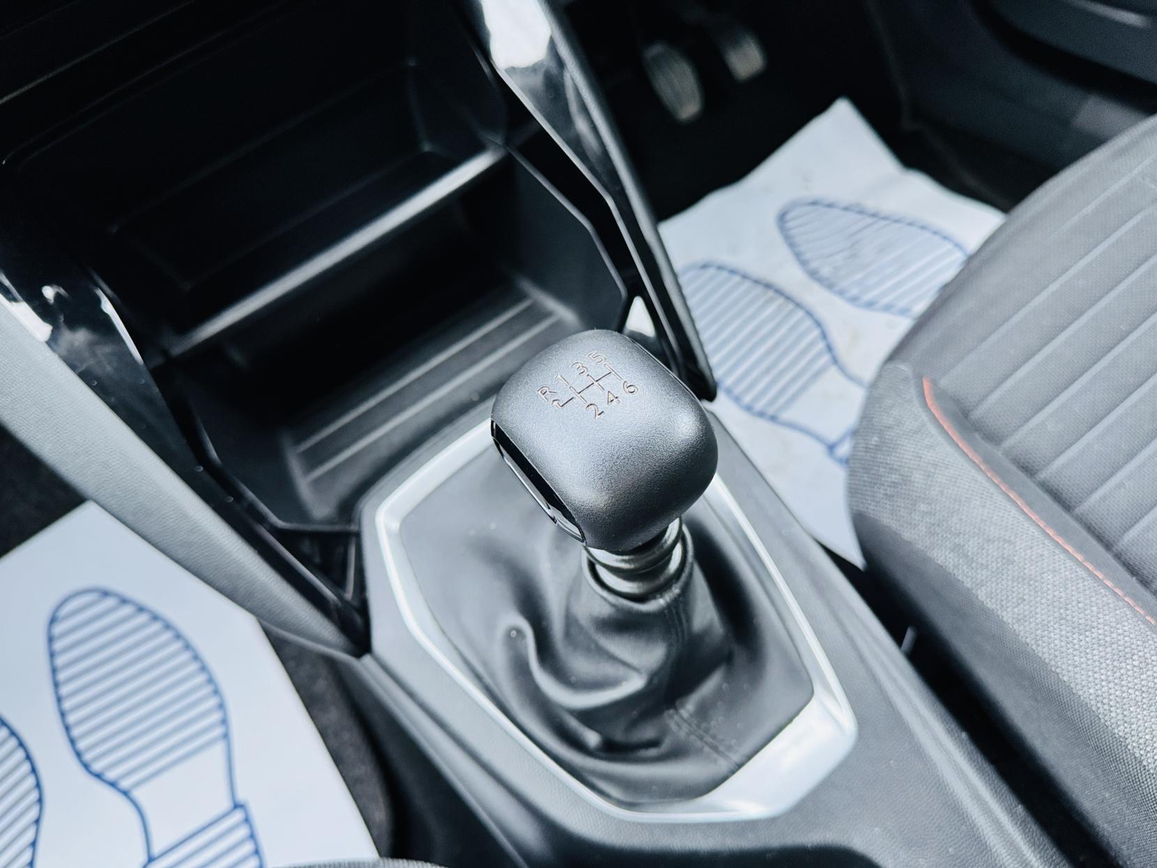 Peugeot 2008 1.2 PureTech Active Premium SUV 5dr Petrol Manual Euro 6 (s/s) (100 ps)