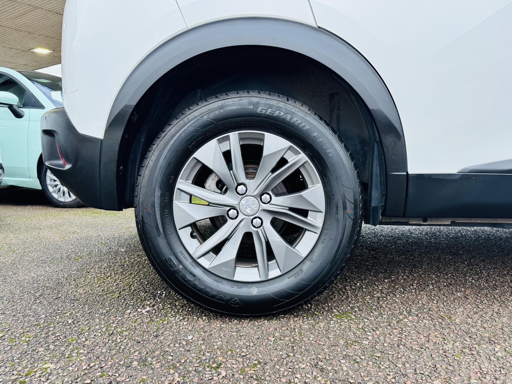 Peugeot 2008 1.2 PureTech Active Premium SUV 5dr Petrol Manual Euro 6 (s/s) (100 ps)