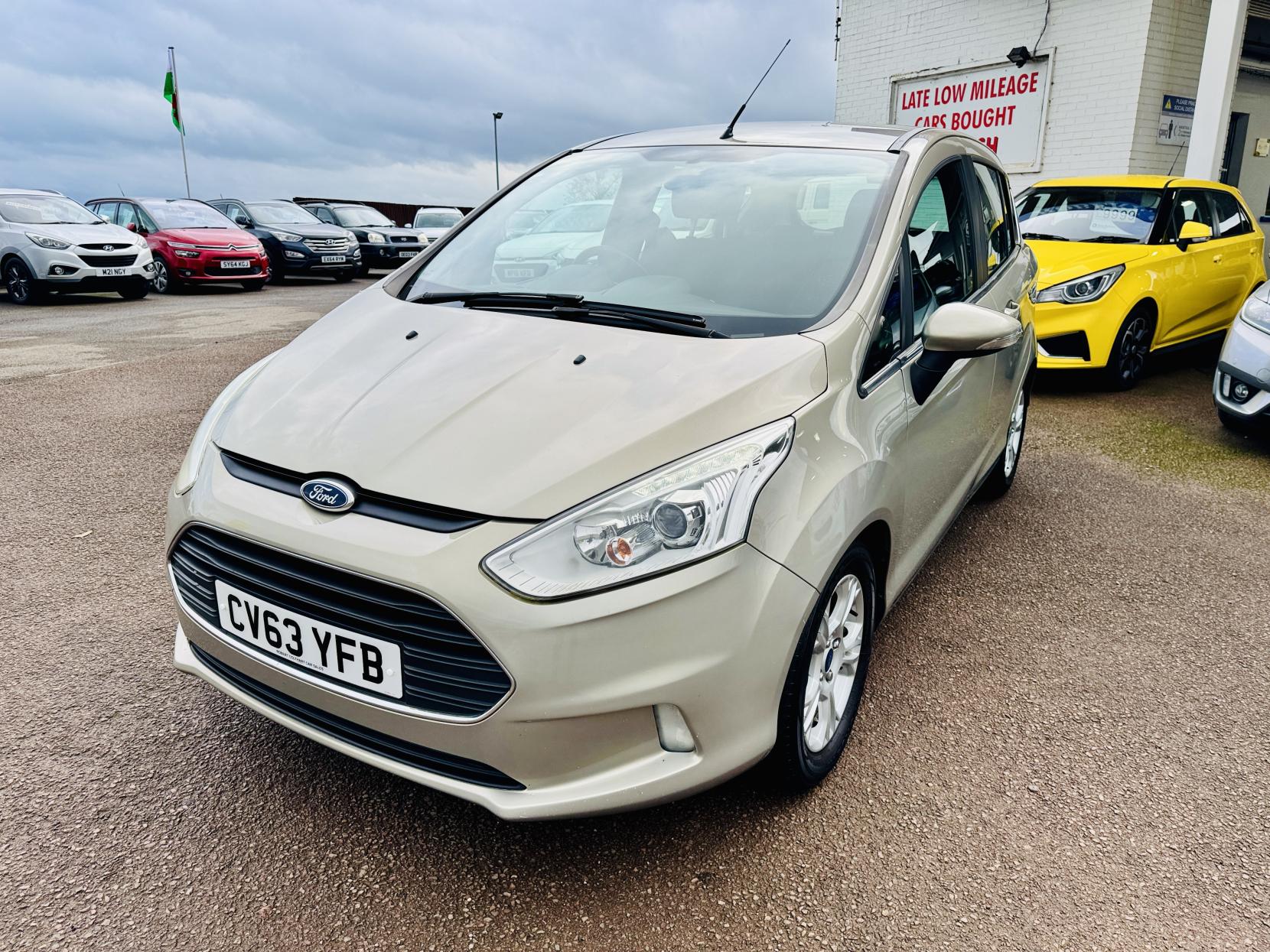 Ford B-Max 1.4 Zetec MPV 5dr Petrol Manual Euro 5 (90 ps)