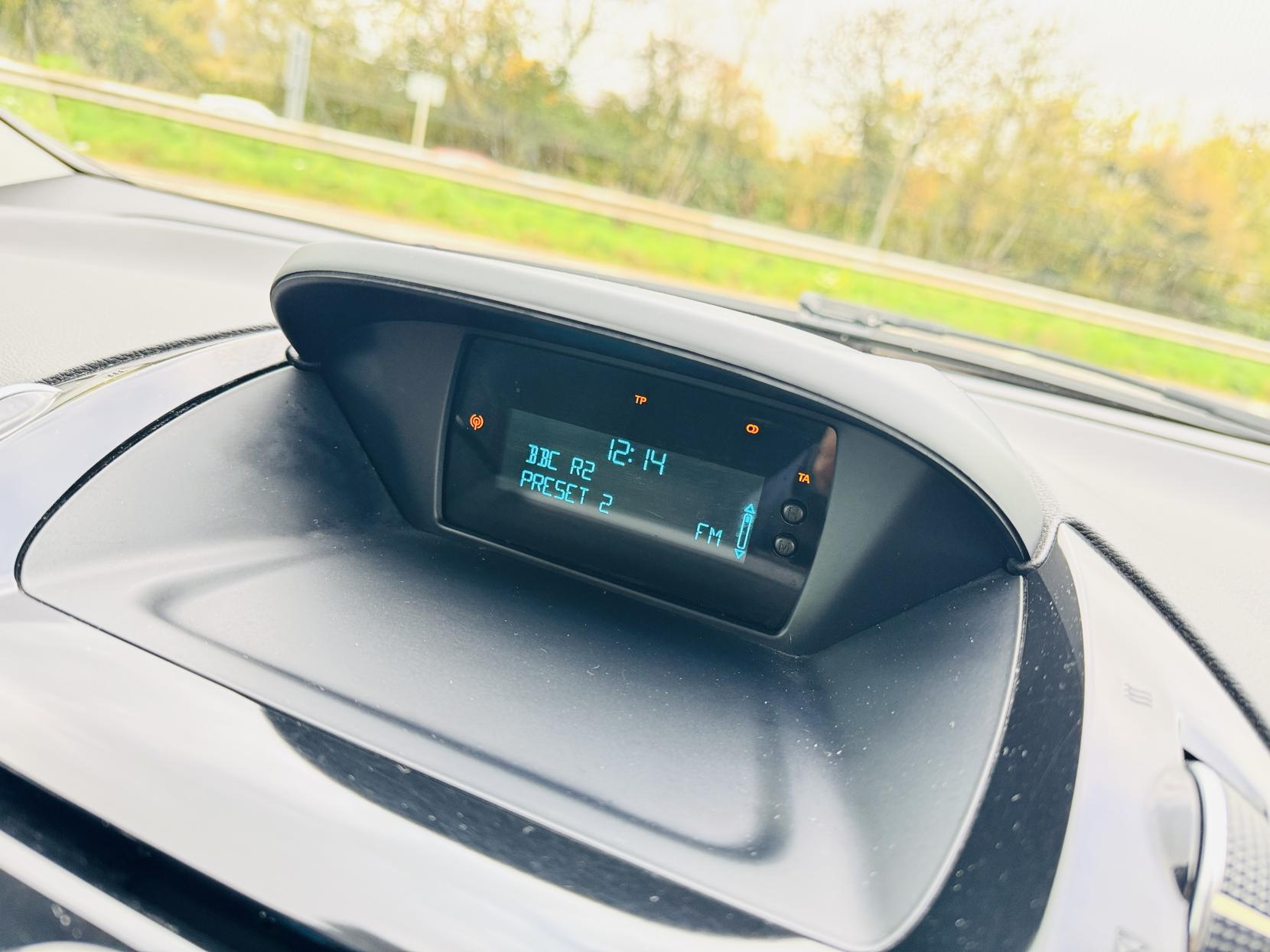 Ford B-Max 1.4 Zetec MPV 5dr Petrol Manual Euro 5 (90 ps)